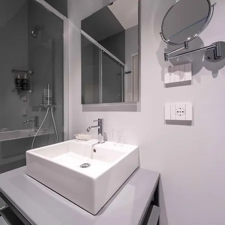 Aparthotel Oriana Homel *