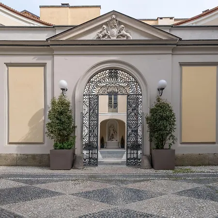 Apart Otel Oriana Homel 4*