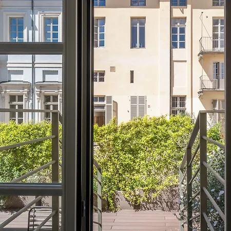 Oriana Homel Lägenhetshotell 4*