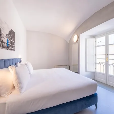 Oriana Homel Aparthotel 4*