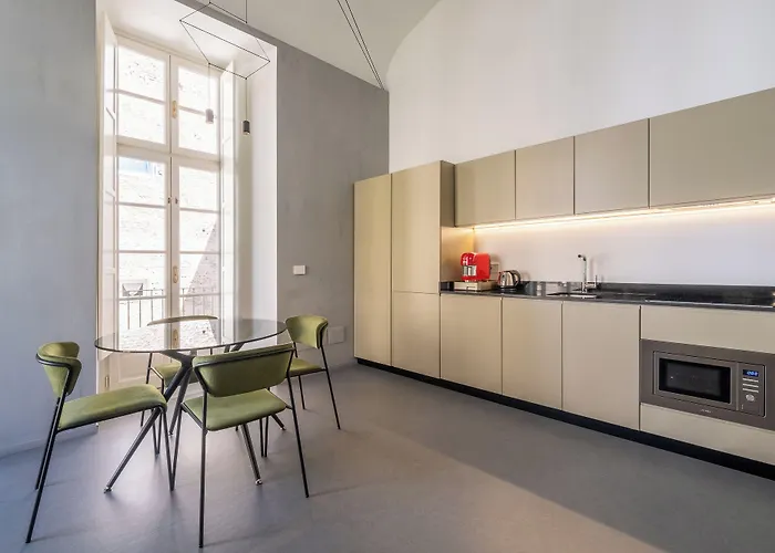 Oriana Homel Aparthotel